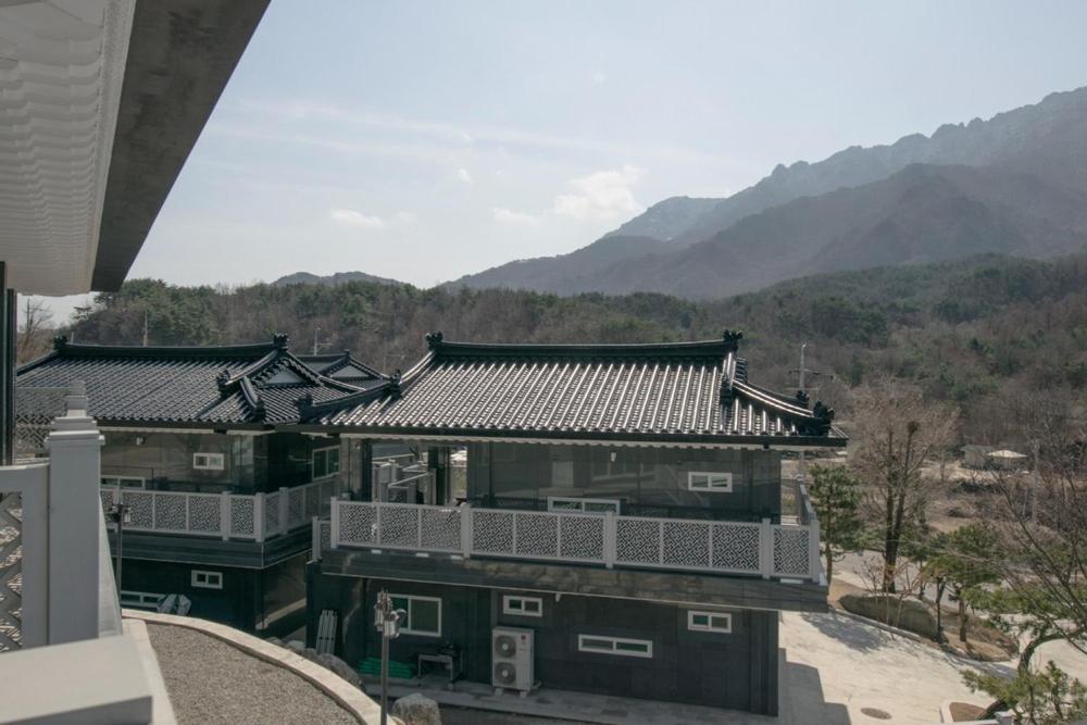 Gayagyeong Hotel Seongju Exterior photo