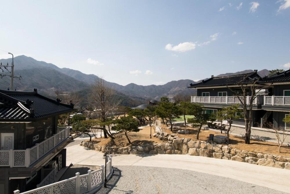 Gayagyeong Hotel Seongju Exterior photo