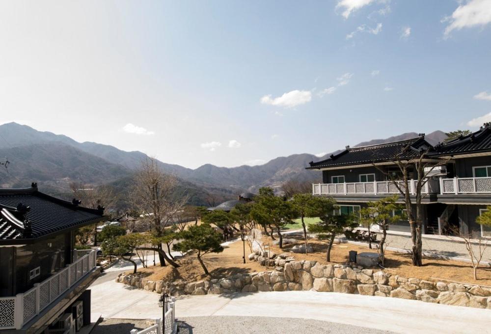 Gayagyeong Hotel Seongju Exterior photo