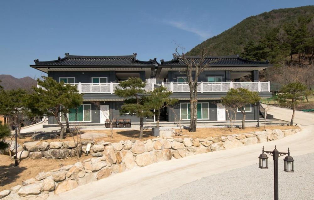 Gayagyeong Hotel Seongju Exterior photo